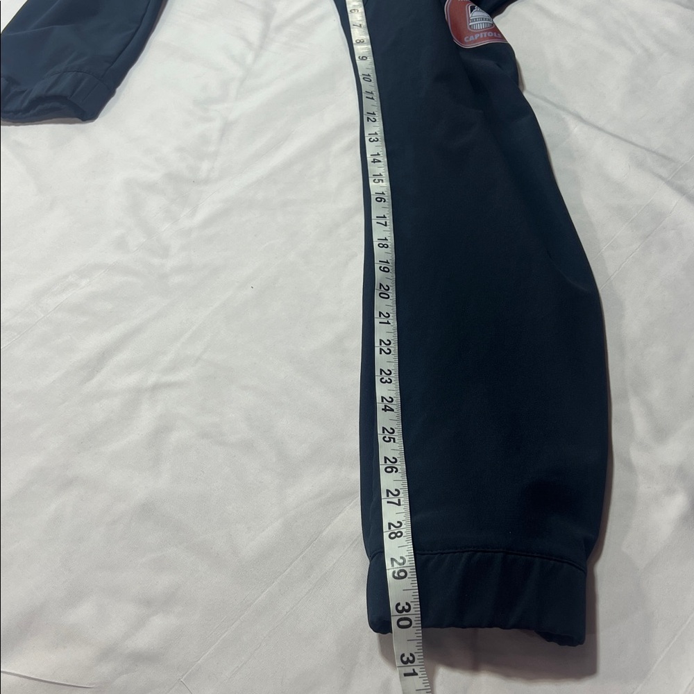 Vuori men’s joggers size medium - Madison Capitols team issued warm ups - Picture 11 of 13